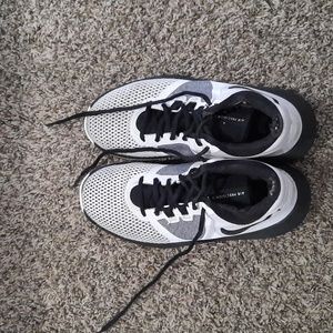 Women's Basketball Shoes